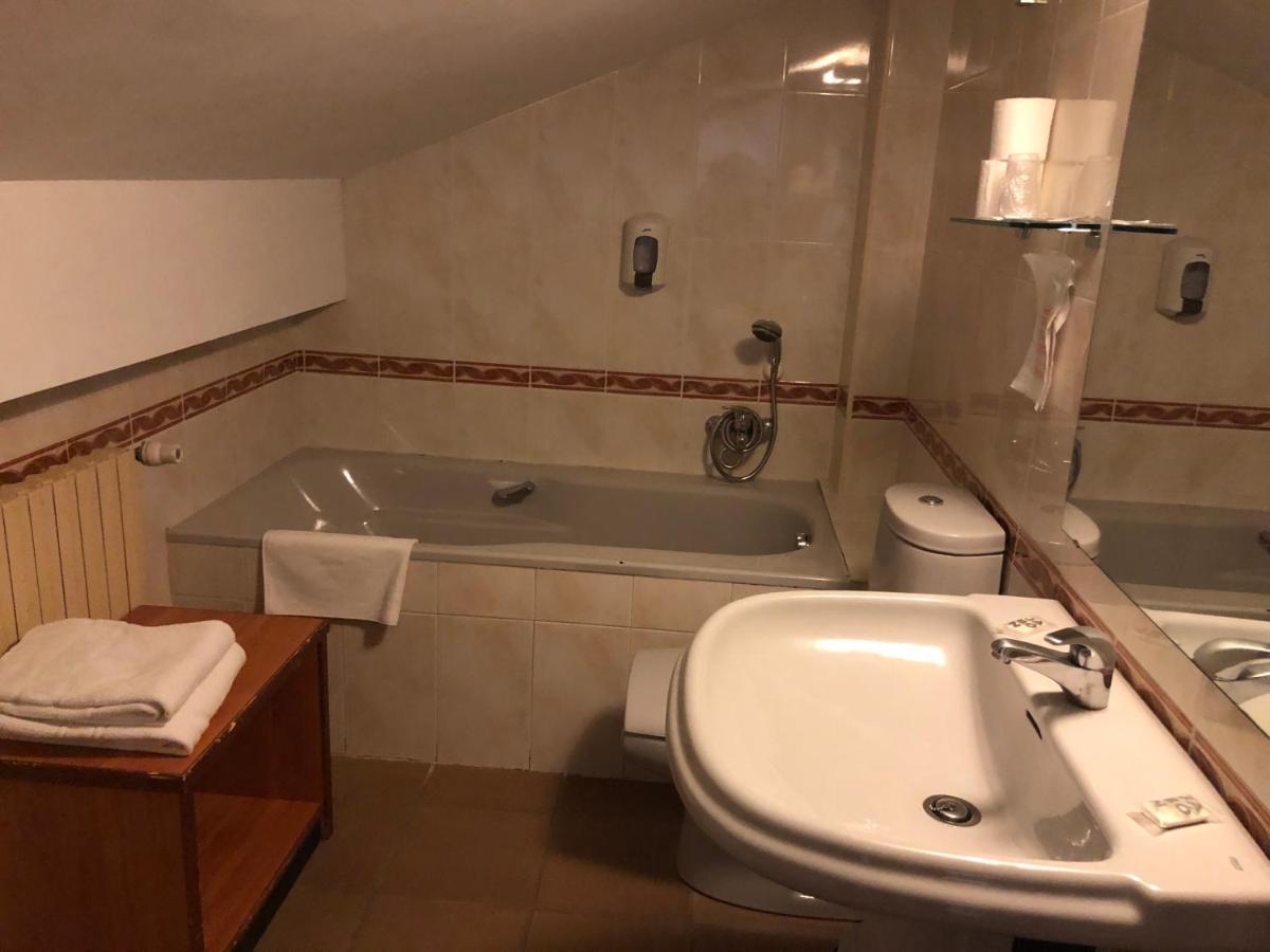 Hotel Refugi Dels Isards Pas De La Casa Luaran gambar